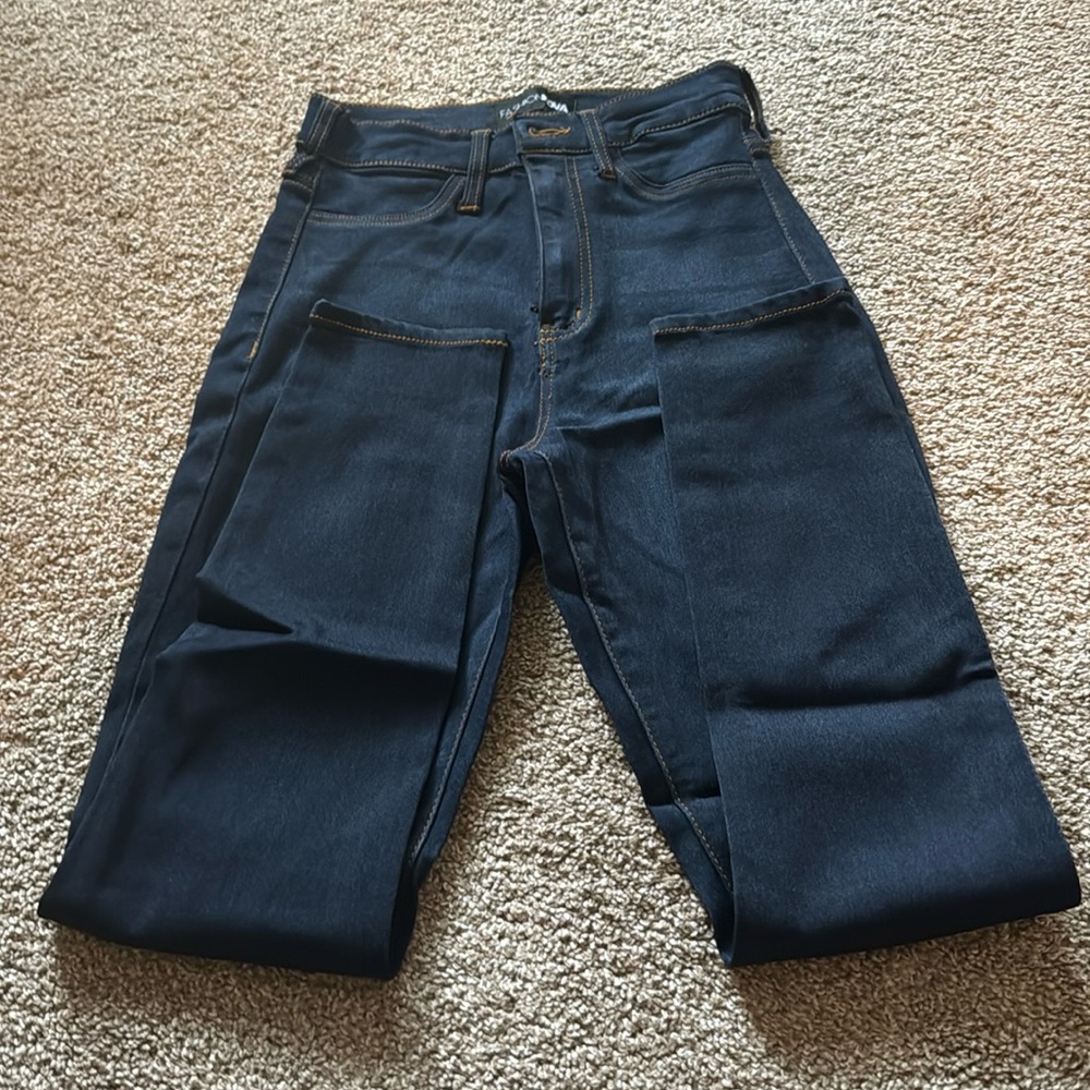High waisted jeans